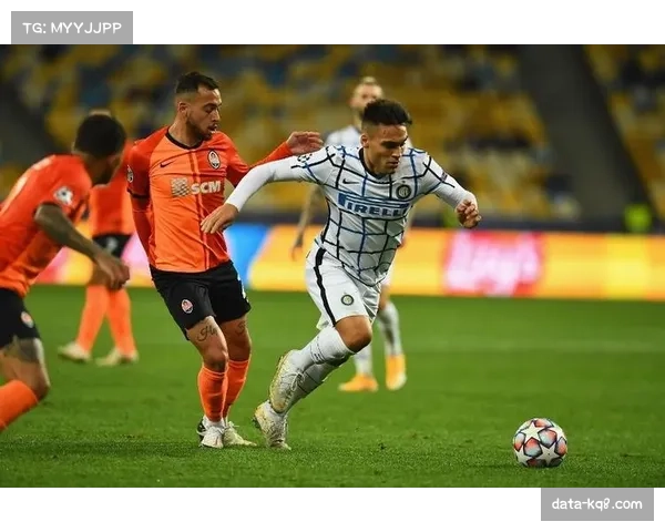 负分开局下的战术博弈:各队赛季策略因积分处罚被迫调整 负分开局下的战术博弈:各队赛季策略因积分处罚被迫调整